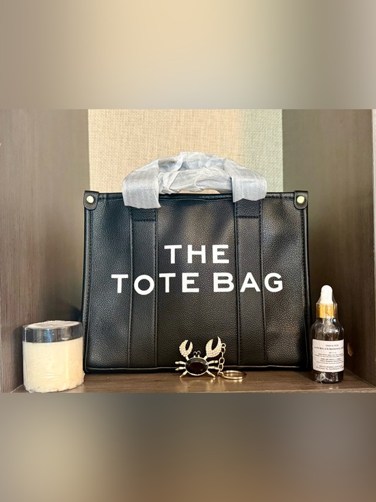 Handbags - $196.00- Zenana Black Vegan Leather Tote Bag Keychain Dani & Dior 4 Piece Bundle